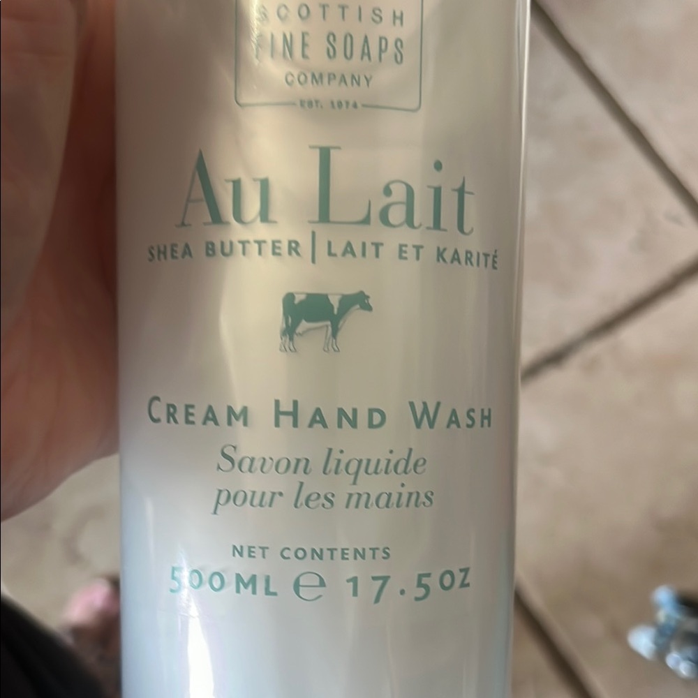 White Hand Soap with Spa-like Minimalist Design
